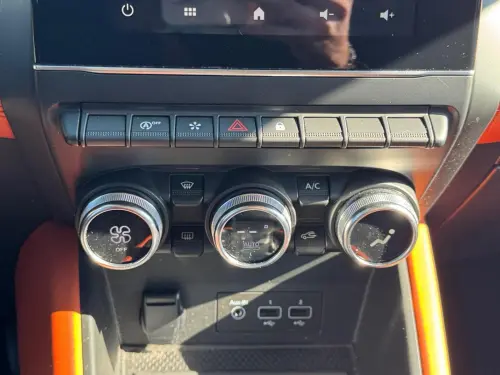 Renault Captur TCe 130 EDC FAP Intens - Photo 14