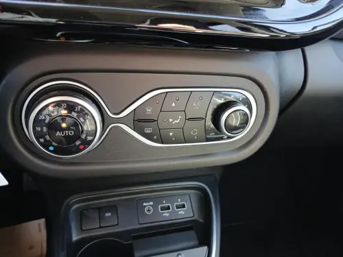 Renault Twingo E-Tech Twingo III E-Tech SL Urban Night - Photo 20