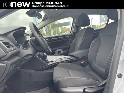 Renault Megane Mégane IV Berline E-TECH Plug-In Hybride 160 - 21N Business - Photo 6