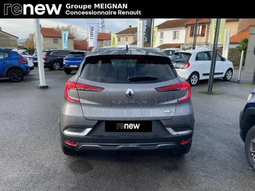 Renault Captur E-Tech Plug-in 160 Initiale Paris - Photo 4