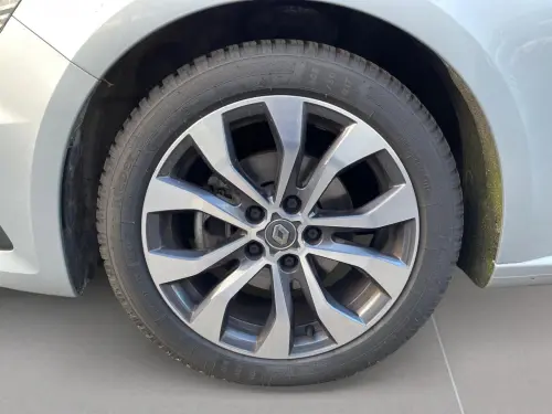 Renault Megane Megane IV Berline TCe 140 Techno - Photo 8