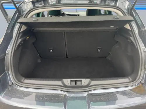 Renault Megane Megane IV Berline TCe 140 Techno - Photo 13