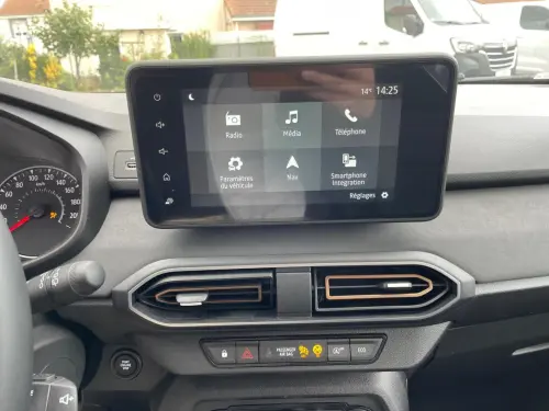 Dacia Sandero ECO-G 100 GSR2 Stepway Extreme + - Photo 14