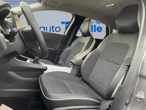 Renault Captur TCe 90 Techno - Photo 9