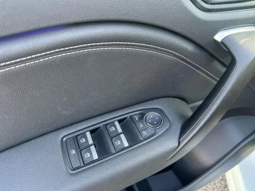 Renault Captur TCe 90 Techno - Photo 9