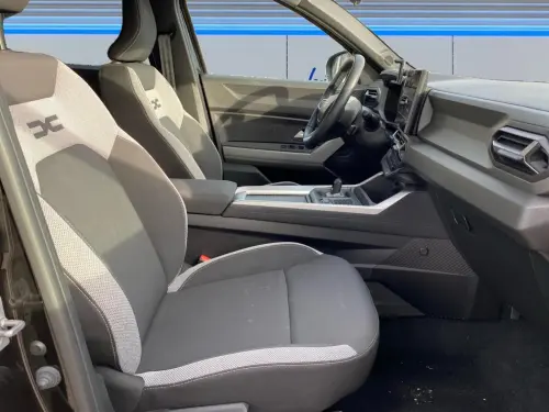 Dacia Bigster Bigster Hybrid 155 Journey - Photo 16