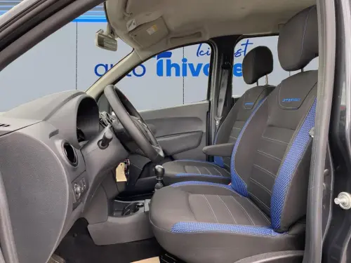 Dacia Lodgy TCe 130 FAP 7 places 15 ans - Photo 9