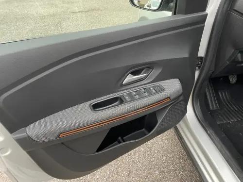 Dacia Sandero TCe 90 Stepway Expression - Photo 10