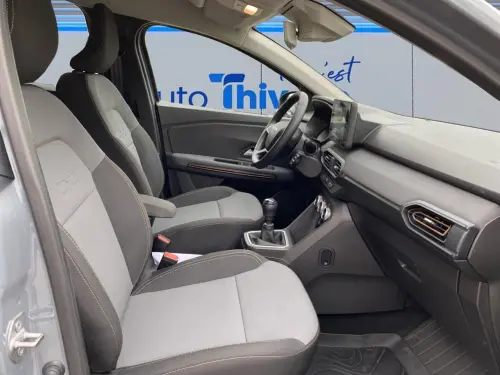 Dacia Jogger ECO-G 100 7 places GSR2 Extreme + - Photo 16