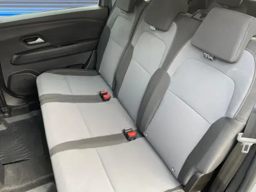 Dacia Jogger Hybrid 140 7 places GSR2 Extreme - Photo 15