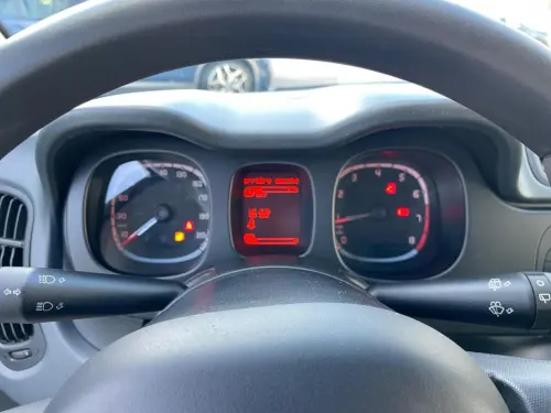 Fiat Panda 1.2 69 ch S/S Easy - Photo 13
