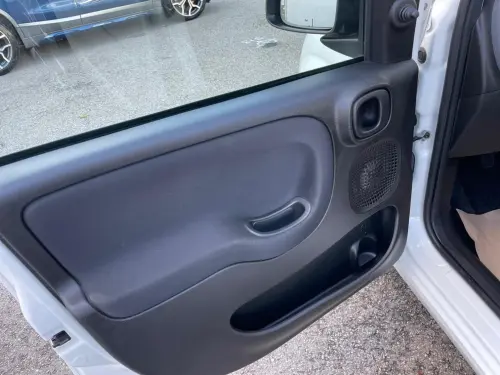 Fiat Panda 1.2 69 ch S/S Easy - Photo 10