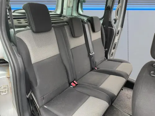 Renault Kangoo Blue dCi 80 Trend - Photo 17