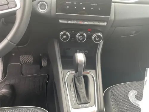 Renault Captur E-Tech full hybrid 145 Techno fast track - Photo 11
