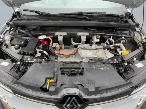 Renault Megane E-Tech Megane E-Tech EV60 220 ch super charge Iconic - Photo 19