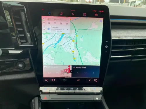 Renault Austral E-Tech hybrid 200 Techno - Photo 20