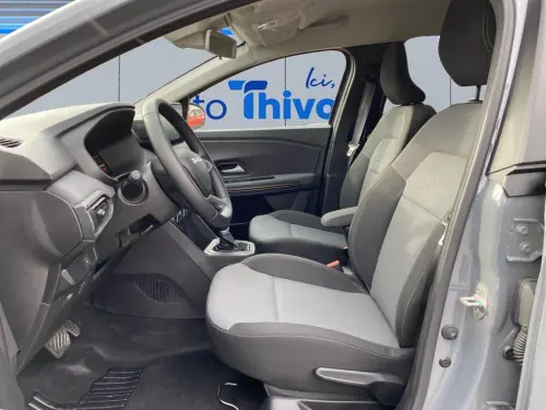 Dacia Jogger Hybrid 140 7 places GSR2 Extreme + - Photo 9