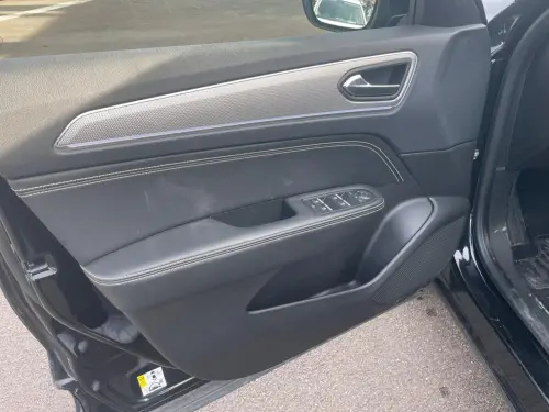 Renault Arkana E-Tech 145 - 23 Techno - Photo 10