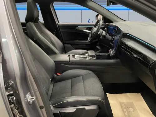 Renault Austral E-Tech hybrid 200 Iconic - Photo 14