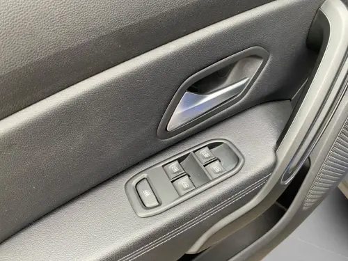 Dacia Duster ECO-G 100 4x2 Prestige + - Photo 10