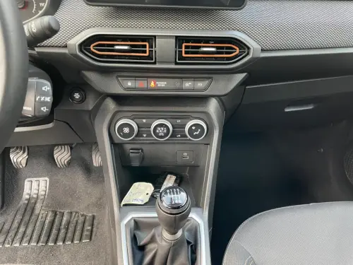 Dacia Sandero ECO-G 100 Stepway Expression + - Photo 14