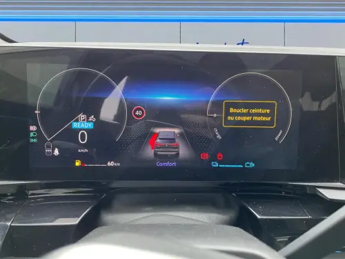 Renault Austral E-Tech hybrid 200 Iconic - Photo 13