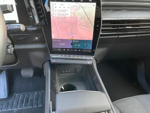 Renault Austral E-Tech hybrid 200 Iconic - Photo 14