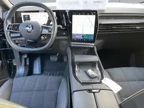 Renault Austral E-Tech hybrid 200 Iconic - Photo 11