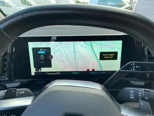 Renault Austral E-Tech hybrid 200 Iconic - Photo 13