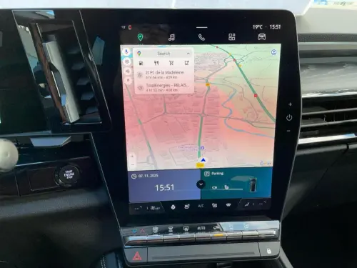 Renault Austral E-Tech hybrid 200 Iconic - Photo 20