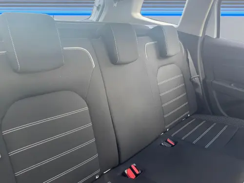 Dacia Duster TCe 150 FAP 4x2 EDC Prestige - Photo 17