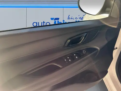 Hyundai i20 1.2 79 Initia - Photo 10