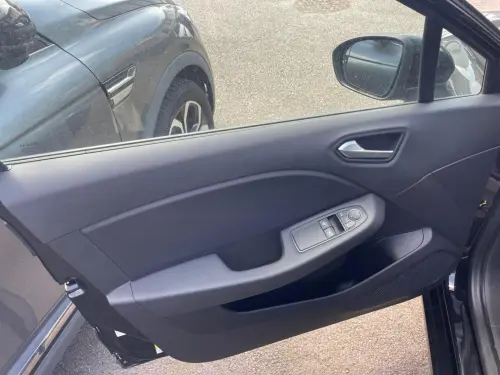 Renault Clio Clio TCe 90 Equilibre - Photo 9