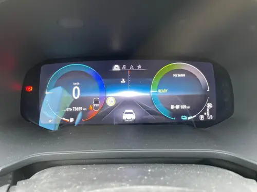 Renault Captur E-Tech Plug-in 160 - 21B R.S. Line - Photo 13