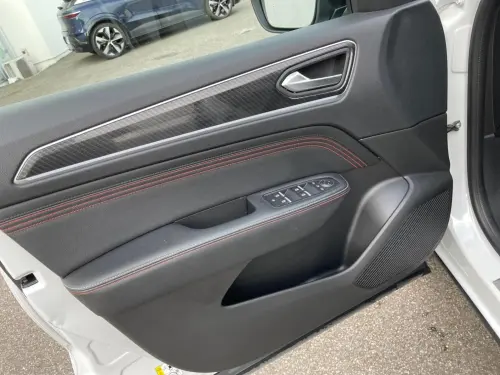 Renault Arkana E-Tech 145 - 21B R.S. Line - Photo 10