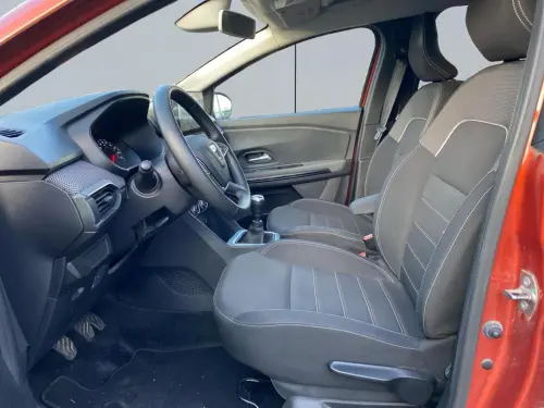 Dacia Jogger TCe 110 5 places SL Extreme + - Photo 9