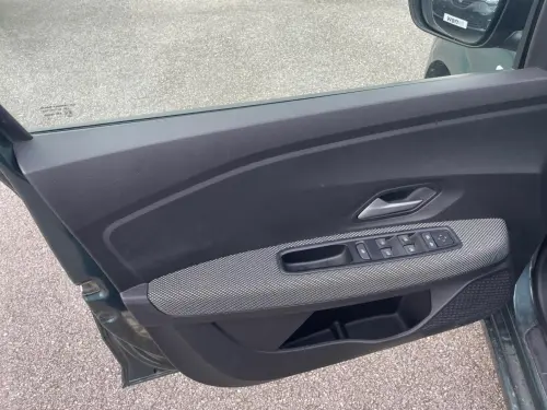 Dacia Sandero ECO-G 100 GSR2 Journey - Photo 10