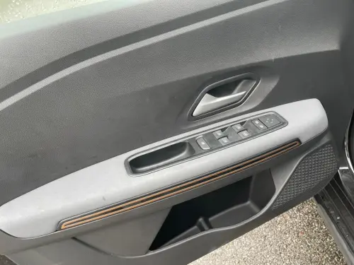 Dacia Jogger ECO-G 100 7 places GSR2 Extreme + - Photo 10