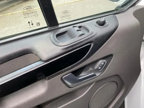 Ford Transit 300 L2H2 2.0 ECOBLUE 130 BVA LIMITED - Photo 10