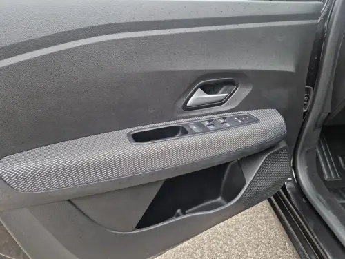 Dacia Sandero ECO-G 100 GSR2 Expression - Photo 10