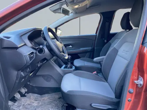 Dacia Jogger ECO-G 100 7 places GSR2 Extreme - Photo 9