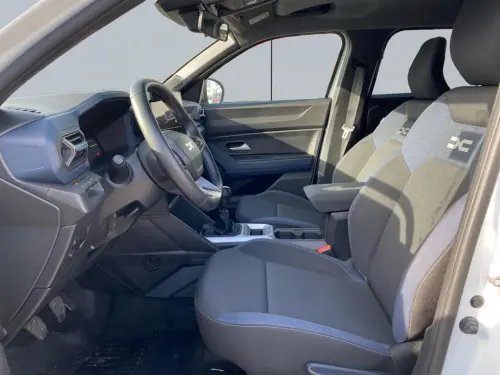 Dacia Duster Mild Hybrid 130 Journey - Photo 9