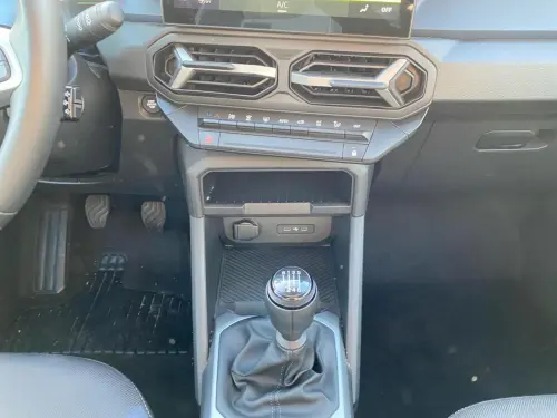 Dacia Duster Mild Hybrid 130 Journey - Photo 14