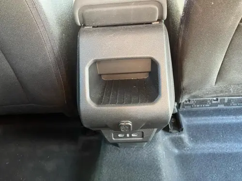 Dacia Duster Mild Hybrid 130 Journey - Photo 17