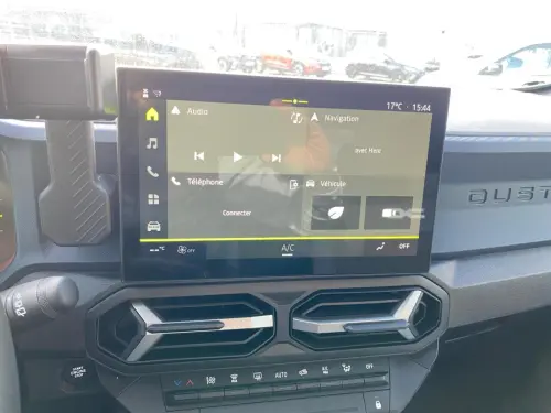 Dacia Duster Mild Hybrid 130 Journey - Photo 20