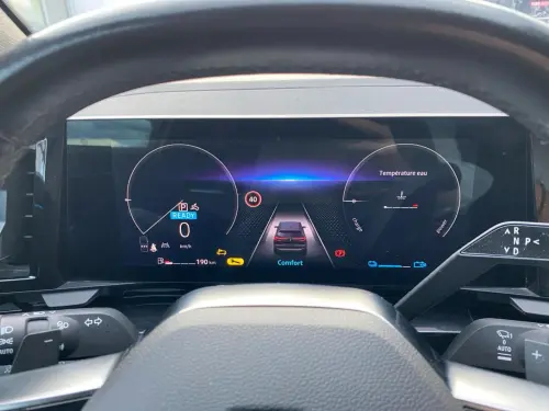 Renault Austral E-Tech hybrid 200 Techno - Photo 13