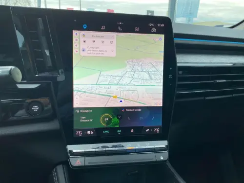 Renault Austral E-Tech hybrid 200 Techno - Photo 20