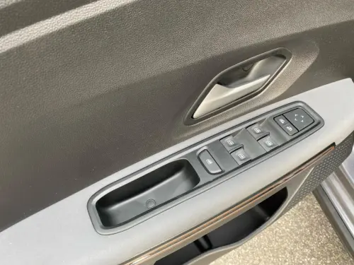 Dacia Jogger TCe 110 7 places GSR2 Extreme - Photo 10