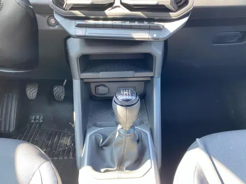 Dacia Duster Mild Hybrid 130 Journey - Photo 14