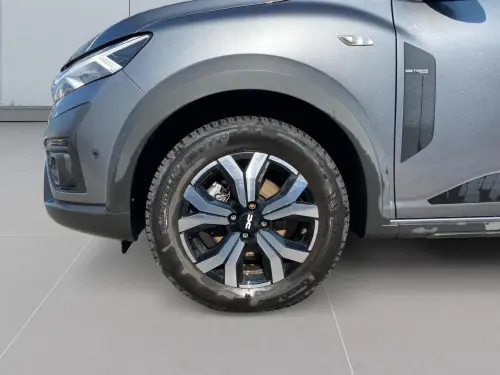 Dacia Jogger Hybrid 140 7 places Extreme - Photo 8